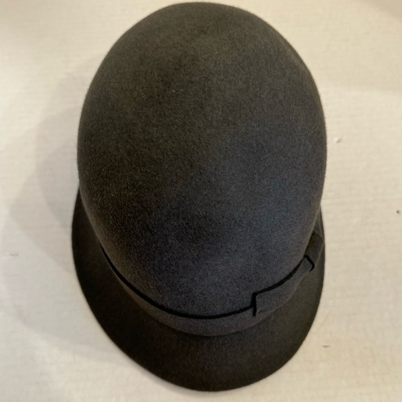 Vintage Philip Treacy London 100% Angora Crusha Cloche Gray Hat NEW Luxury main image 5